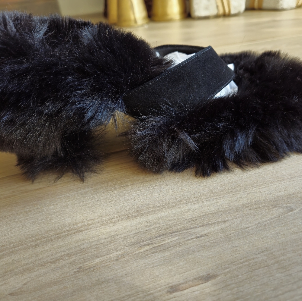 Jeffrey Campbell Black Fluffed/faux fur Sandal Never Worn